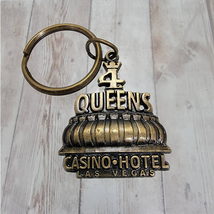 Vintage 4 Queens Casino Hotel Keychain Key Ring Bronze Tone Finish Souvenir - £6.64 GBP