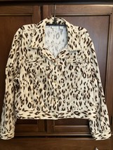 Chicos animal print jacket size 4 gold stud details Short - £21.57 GBP