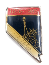 VTG Statue of Liberty 1886-1986 Nevada State Map Enamel Pin Souvenir Blue Red.. - £7.47 GBP