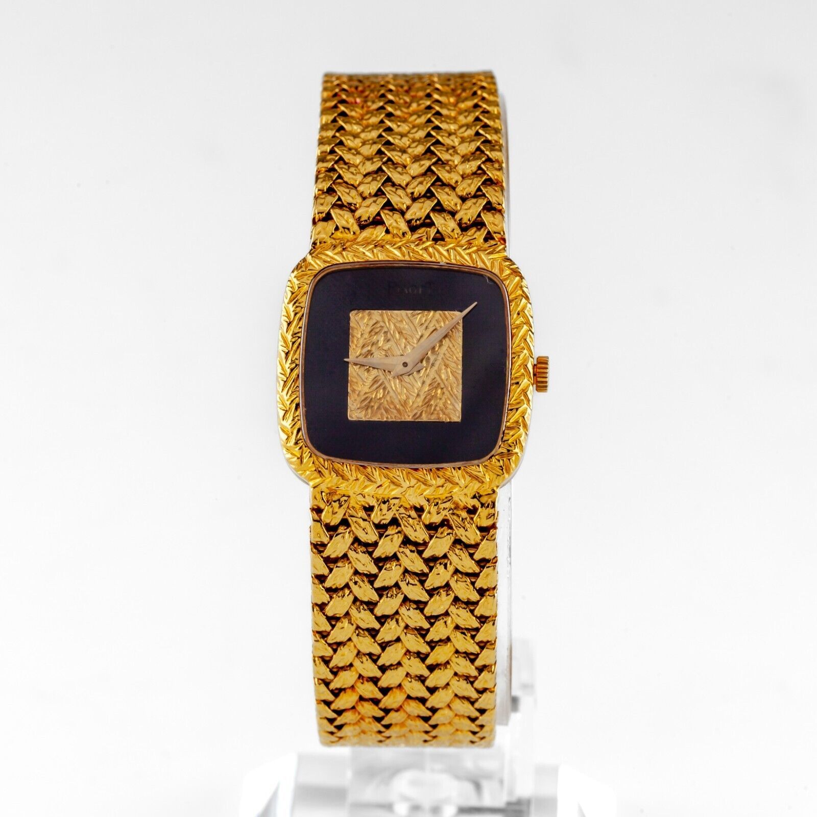 Piaget Ladies 18k Gold Wristwatch, Onyx Dial, 18 Jewel, Certificate, Ref. 9902D2 - $8,419.95
