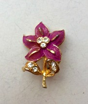 Flower Vintage brooch pin with small zircon or fianit, Czech jewellery 80s - £13.43 GBP