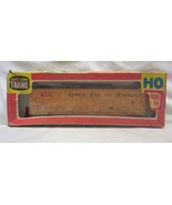 HO SCALE GREEN BAY and WEST 40 Foot Box Car Train Lifelike Yellow - $19.80