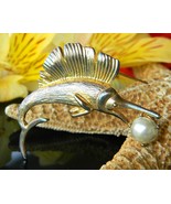 Vintage Sailfish Marlin Fish Figural Brooch Pin Gold Tone Faux Pearl  - £15.77 GBP