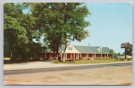 Stratmore Motel Lawrenceburg Kentucky Highway 35 Brick Court Vintage Postcard - $6.90