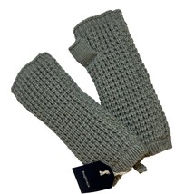 Buji Baja by Hat Attack Waffle Knit Plush Arm Warmer Grey New - £34.61 GBP