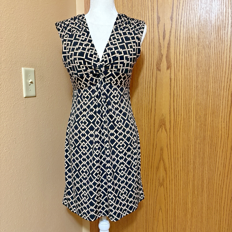 Kiara Ladies Small NWOT Empire Waist Sleeveless Dress - $26.50