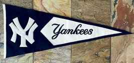 BIG New York Yankees Pennant Wool Blend Winning Streak Flag - 41.5&quot; - £21.96 GBP