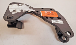 John Deere Replacement Part LVU15035 | 20190919DY2 | 6045 - €166,75 EUR