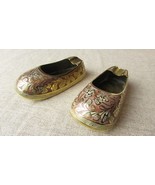 Pair Of Vintage 1950&#39;s Floral Design Brass Cloisonne Slipper Ashtrays - $26.30