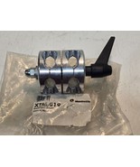 Manfrotto XTM019 Pivoting Clamp 8024221067125 | 3&quot; Diameter 6.5&quot; Length - €42,63 EUR