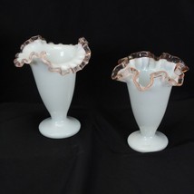 Fenton Pink Rose Crest Cone Fluted Vase 6.5” tall Lot of 2 Vintage - $558.61 MXN