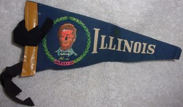 Vintage Small Illinois Souvenir Felt Pendant - $2.99