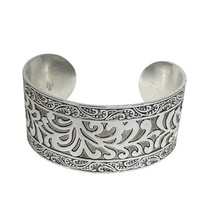 Monte Carlo Cuff Bracelet With Filigree Pattern Premier Designs PD - $19.30