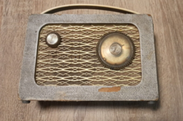 radio antigua vintage Tesla. 1940-50 Checoslovaquia - £69.97 GBP