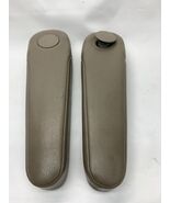 2013 Honda Odyssey Front Driver &amp; Passenger Seat Armrest Leather Tan - $90.63 CAD
