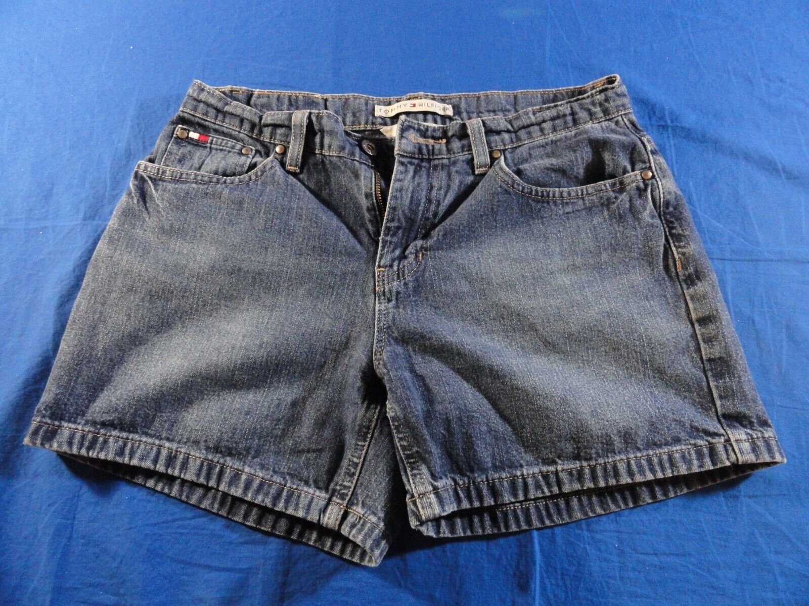 VINTAGE TOMMY HILFIGER BOYFRIEND CUTE SUMMER BLUE JEAN WASH DENIM SHORTS... - $23.21
