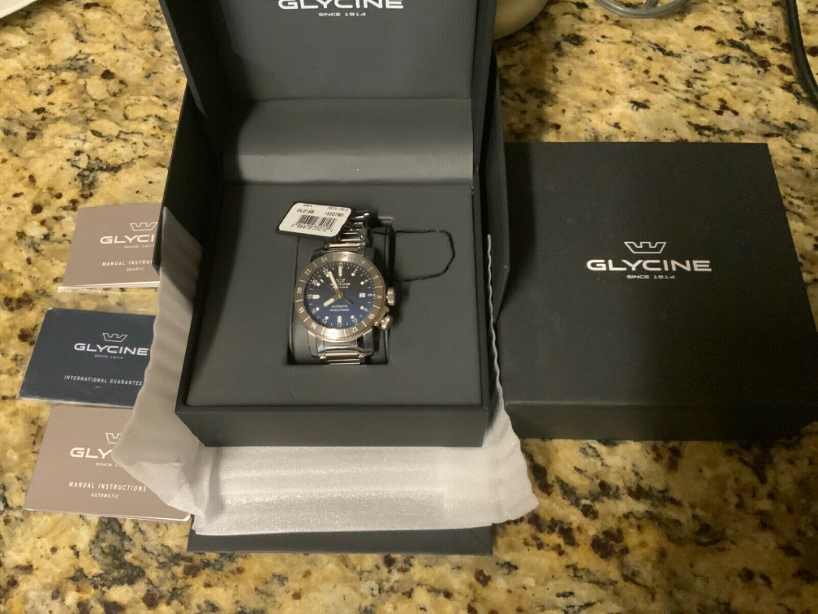 Glycine Airman GL0156 Stainless Steel Automatic Men’s watch ($2850 MSRP) - $439.99