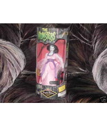 Lily Munsters Doll MIB Exclusive Premiere Mint LE - $930.96 MXN