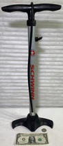 Schwinn Bicycle Pump - $242.71 MXN