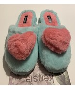 Woman&#39;s Memory Foam Slippers Size 8 Pastel Green with Pink Heart Pom Pom... - $18.00