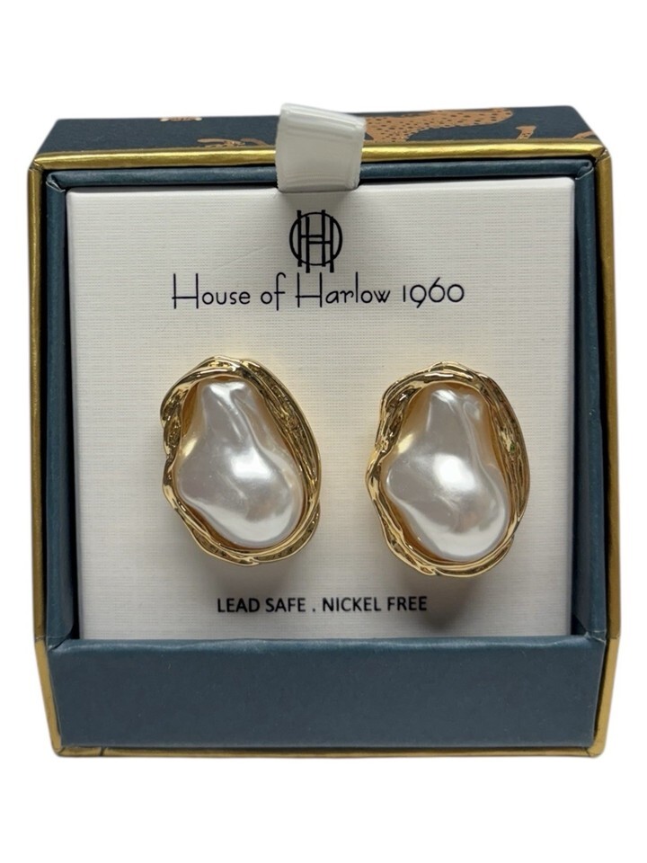 Rare Designer House Of Harlow 1960 Pearl & Gold Post Earrings NIB Asymmetrical - $44.99 Rare Designer House Of Harlow 1960 Pearl & Gold Post Earrings NIB Asymmetrical - $44.99