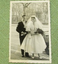 Vintage 1950s Wedding Photo Bride Groom Germany Roses Bouquet Princess Veil B&amp;W - £1.46 GBP