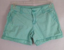 Maurices Women&#39;s Green Booty Shorts Size 5/6 Inseam 4&quot; - £12.95 GBP