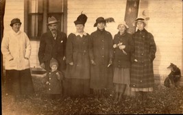 Azo Real Picture POSTCARD-GREAT Family Picture -1904-1918 BK55 - £3.89 GBP