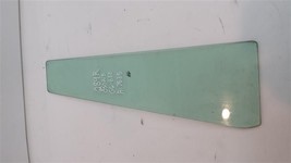 Right Rear Door Vent Glass OEM 1994 1995 1996 Rover Discovery  - $29.69