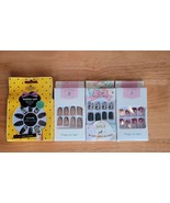 Press on Nails Bundle, Set of Four, Black and Red NIB - $285.10 MXN
