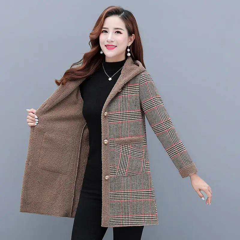 Female Fleece Plaid Jacket Coat Women&#39;s Winter Warm Plush Plus Size Long Outwear - £154.33 GBP