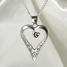 AWE Silver Heart &amp; Chain Stamp 925 - £47.47 GBP