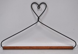 Classic Motifs 7.5 Inch Heart Craft Holder - $148.46 MXN