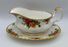 Royal Albert Bone China OLD COUNTRY ROSES Gravy Boat with Underplate - $79.99