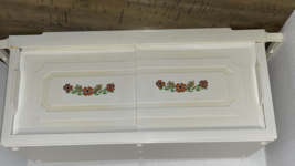 Vintage MCM 60s 70s Fleur De Lis Floral Plastic Sliding Door Mini Cabinet - $940.95 MXN