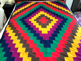 Quilt Zig-Zag Pattern Hand Made Machine Sewn Vintage Blanket Quilt 57 x 77 - $64.00