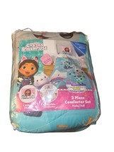 GABBY&#39;S DOLLHOUSE 2 PC REVERSIBLE TWIN/FULL COMFORTER &amp; 1 Pillow Sham - $30.18 CAD