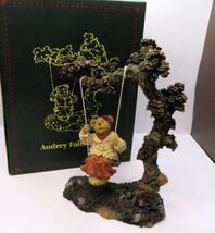 Boyds Bear - Audrey Fallsbeary... Quiet Time #228457 (2005) - $19.80