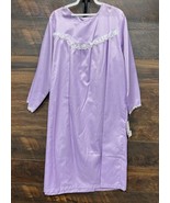 VGT Carole Granny Gown L Open Back Home Care Purple 3/4 Sleeve Lace Sati... - $22.79