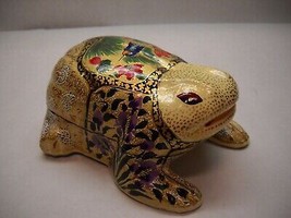 VINTAGE Sudha LACQUER Trinket BOX Frog SHAPED Bird SCENES Various DESIGNS - £21.43 GBP