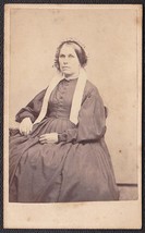 Woman in Civil War Era Dress &amp; Bonnet Carte de Visite Photo Portland, Maine - £10.19 GBP