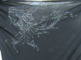 NWT&#39;s! Queens Glory Decorative T-shirt- Black- Medium - $12.99