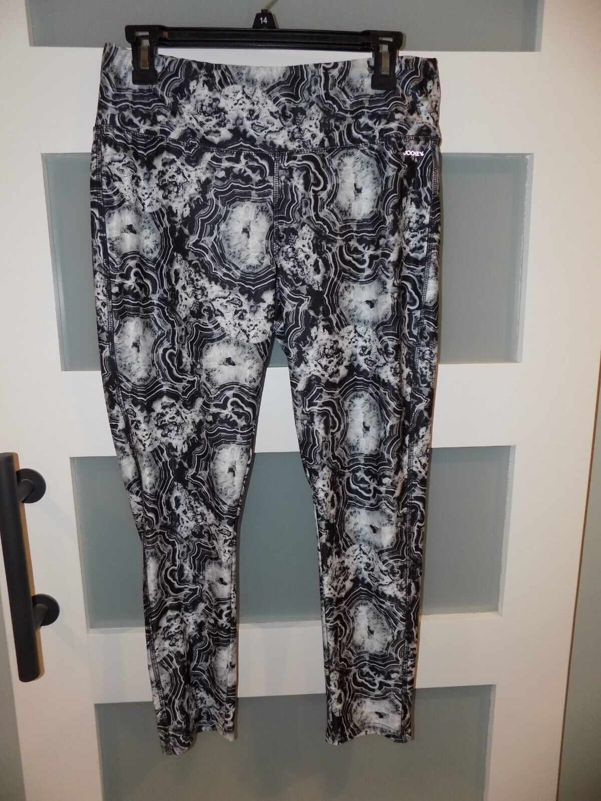 Jockey Black/White Swirl Leggings Size L Women&#39;s EUC RN #50369 - $17.48
