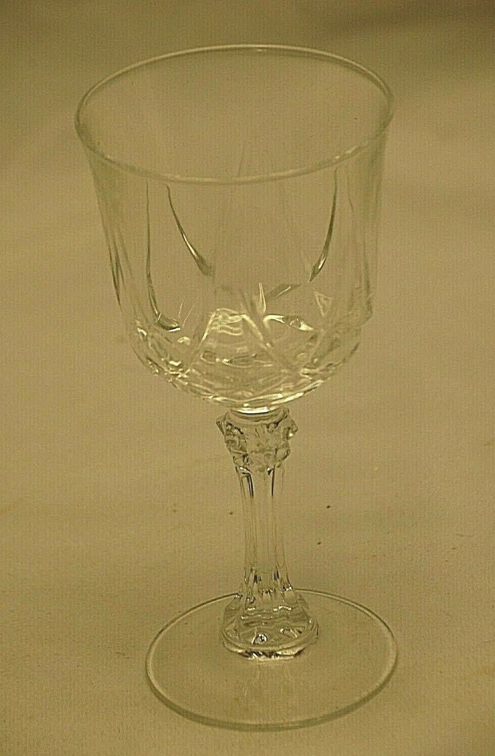 Auteuil Cristal D&#39;Arques Durand Crystal Wine Glass Goblet - $9.89