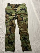 US Army Camouflage Combat Pants Stock No. 8415-01-084-1713 Men&#39;s Med-Reg... - $379.09 MXN