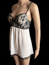 VTG Linea Donatella Black &amp; White Nylon Floral Lace Ruffle Lingerie Nigh... - $603.70 MXN