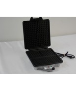 VillaWare UNO Classic 4 Square Waffler Waffle Maker - $84.03 CAD