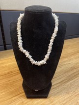 Vintage White Puka Sea Shell Necklace Hawaii Beach Florida Hippie KG - £14.78 GBP