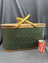 Vtg BIG Hawkeye Burlington Picnic Basket Woven Wicker Metal Handles W/ Shelf - £19.78 GBP