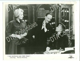 Ostrich Has Two EGGS-1957-8X10 Promo STILL-PIERRE FRESNAY-SIMONE RENANT-C Vg - £28.98 GBP